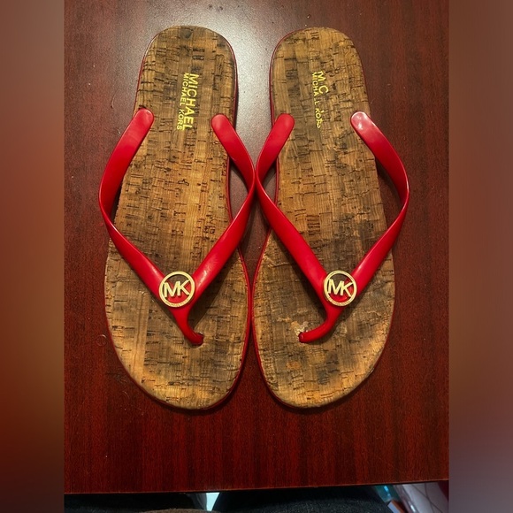 Michael Michael Kors red cork thong sandals. Size 11 Women - Picture 4 of 7